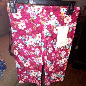 NWT Womens Biker Shorts Capris